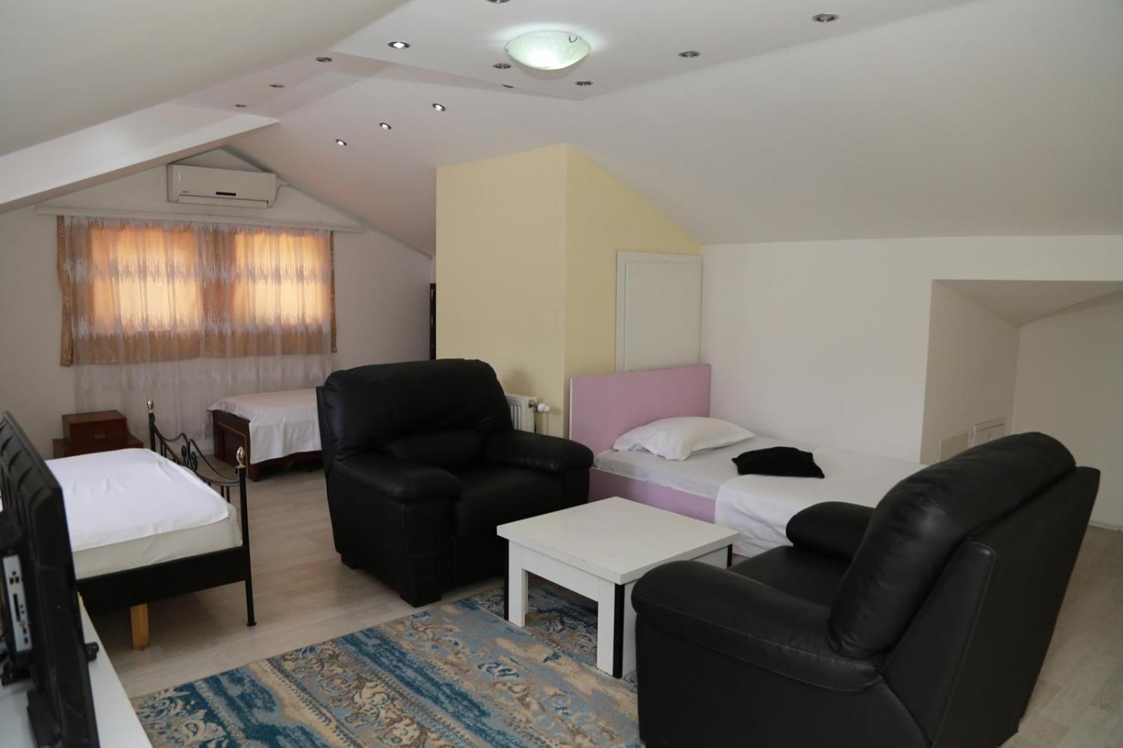 Hotel Venisi Prizren Luaran gambar